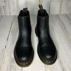 Dr. Martens Chelsea Boot Women Size 9